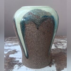 Vintage Handcrafted Rough Sand Celedon Drip Glaze Ginger Jar Vase Vietnam